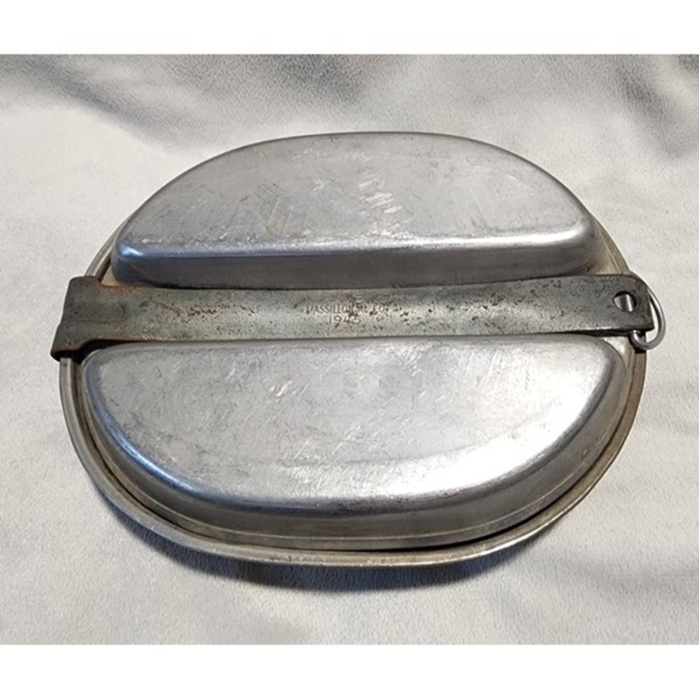Vintage 1945 US Massillon Aluminum Military Mess Kit w/ Utensils &‎ Pouch